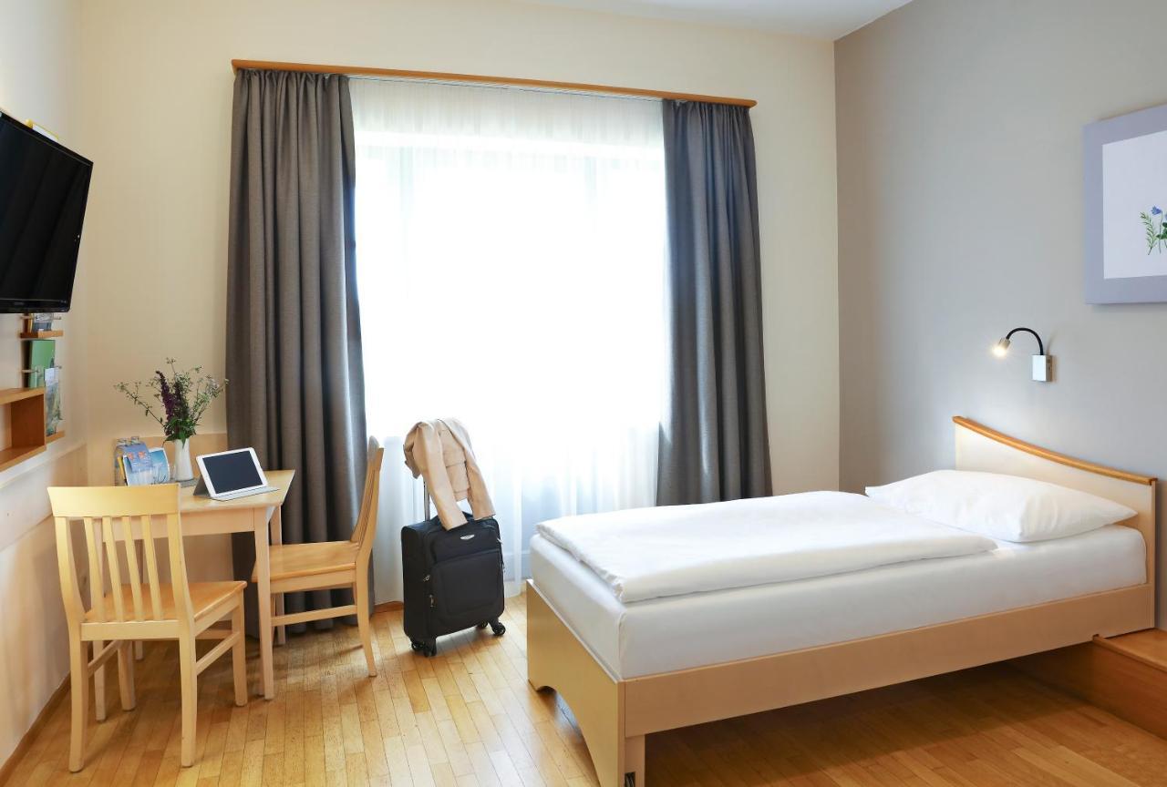 Jufa Hotel Poellau - Bio Landerlebnis エクステリア 写真