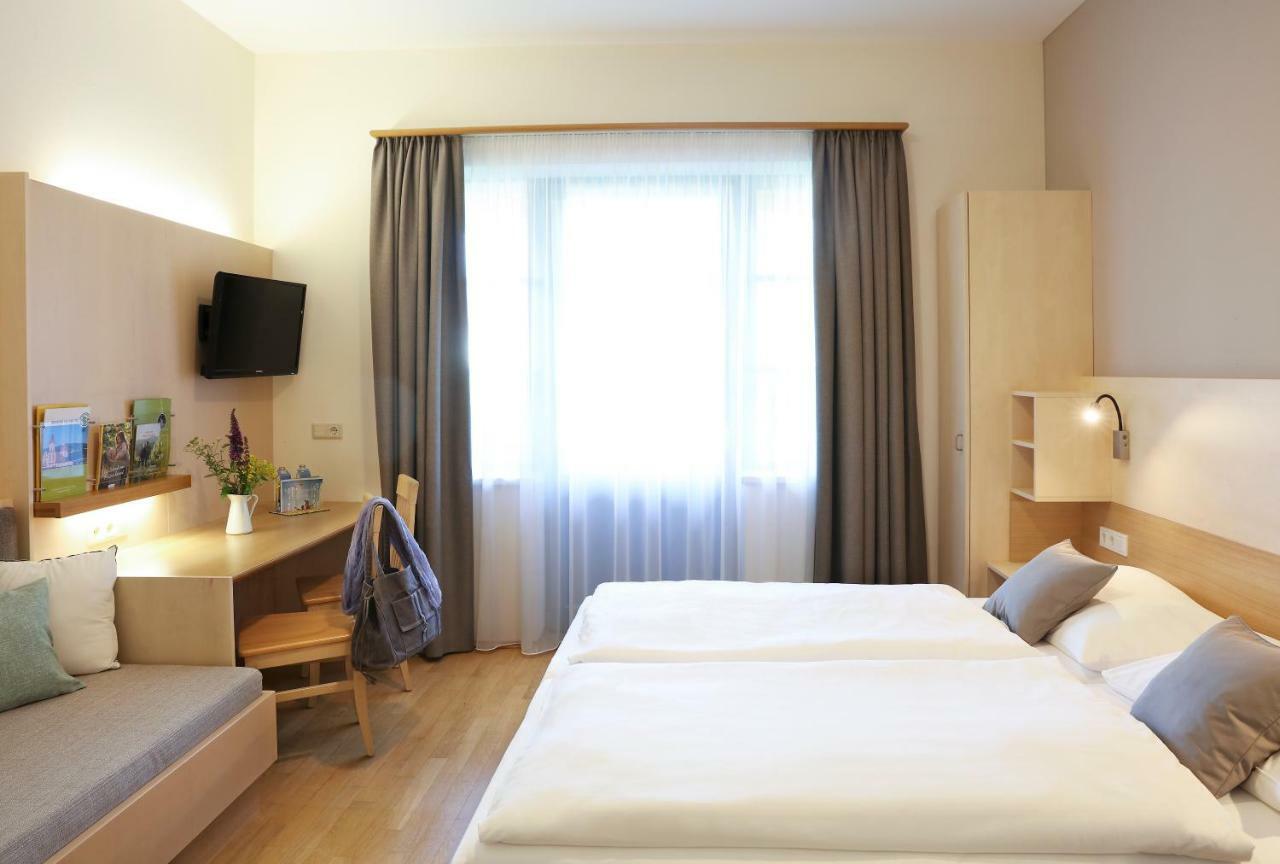 Jufa Hotel Poellau - Bio Landerlebnis エクステリア 写真